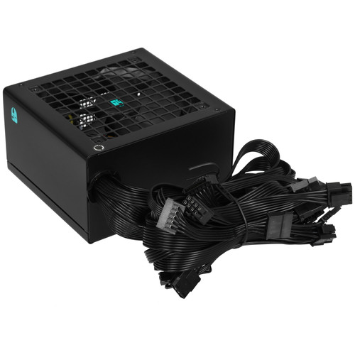 Купить Блок питания DEEPCOOL GamerStorm PK750D [R-PK750D-FA0B-WGEU] черный в интернет-магазине DNS. Характеристики, цена DEEPCOOL GamerStorm PK750D | 5620652.