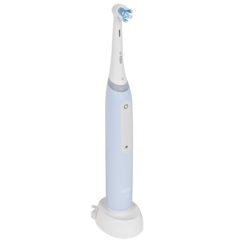 Купить Электрическая зубная щетка Braun Oral-B iO G3.1A6.0 белый, голубой в интернет-магазине DNS. Характеристики, цена Braun Oral-B iO G3.1A6.0 | 9282682.