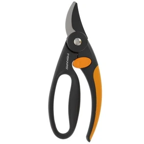 Секатор Fiskars P44 1001534. Обзор