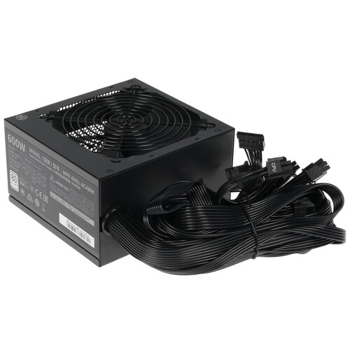 Купить Блок питания Cooler Master MWE 600 WHITE - V2 [MPE-6001-ACABW] черный в интернет-магазине DNS. Характеристики, цена Cooler Master MWE 600 WHITE - V2 | 1604354.