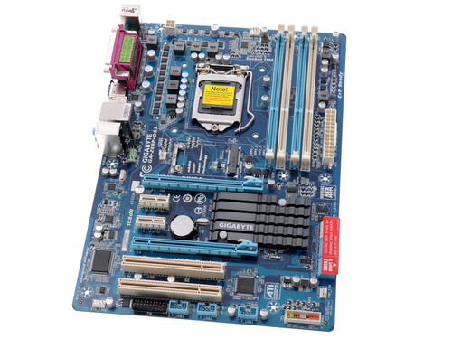 Купить Плата Gigabyte LGA1155 GA-Z68P-DS3 Z68 4xDDR3-2133 2xPCI-Ex16 HDMI 8ch 4xSATA 2xSATA3 RAID GLAN ATX в интернет-магазине DNS. Характеристики, цена  | 0134703.