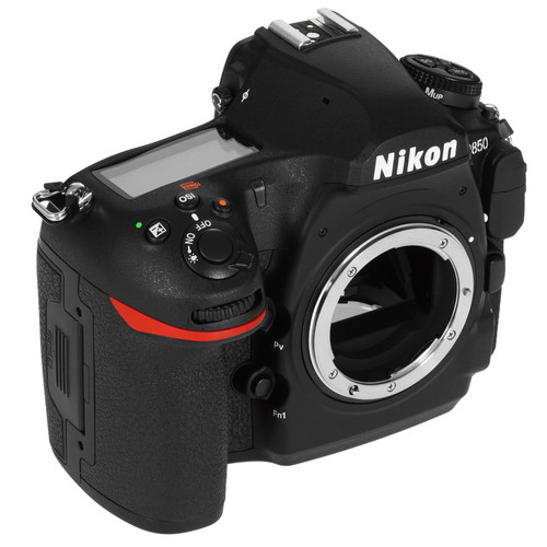 Купить Зеркальный фотоаппарат Nikon D850 Body черный в интернет-магазине DNS. Характеристики, цена Nikon D850 Body | 5065529.