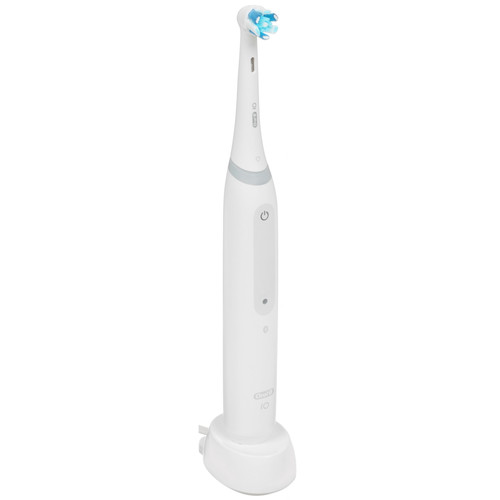 Купить Электрическая зубная щетка Braun Oral-B iO Series 4 белый в интернет-магазине DNS. Характеристики, цена Braun Oral-B iO Series 4 | 9058286.