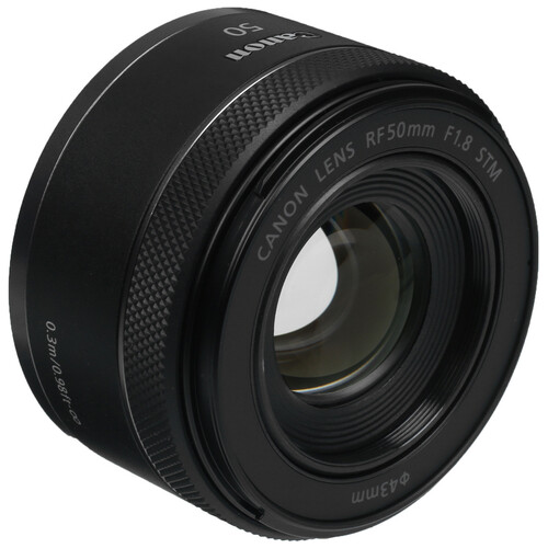 Купить Объектив Canon RF 50mm f/1.8 STM в интернет-магазине DNS. Характеристики, цена Canon RF 50mm f/1.8 STM | 5072589.